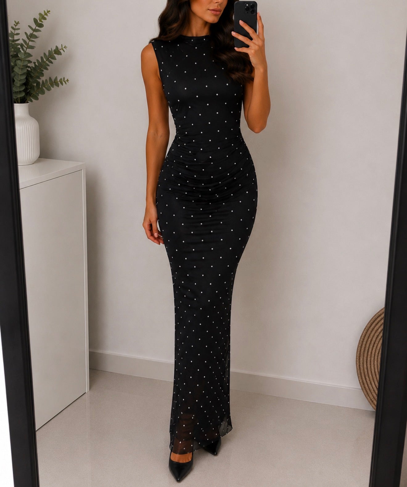 Vestido largo Tul negro con lunares.